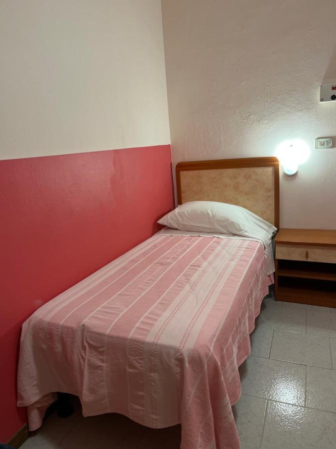 Hotel Zucconi モンテカティーニ・テルメ エクステリア 写真
